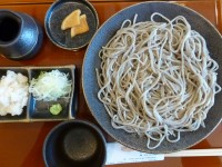 田舎そば大盛りは９００円